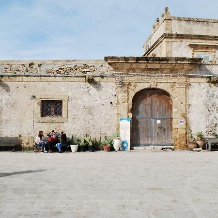 Casa Maritri Locazione Turistica Hotel Marzamemi Luaran gambar